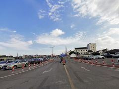 -新场古镇-停车场