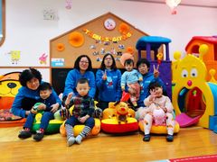 -抱抱熊托育中心(大悦城店)