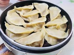 -金城包子牛肉灌汤包(台东四路店)