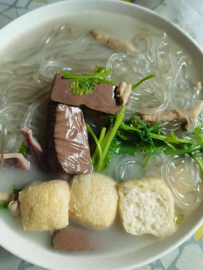 打分 点了份外卖,粉丝没糊,汤很鲜,鸭胗不多.米道可以额,解馋.