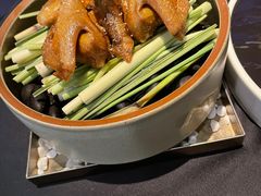 盐焗香茅乳鸽-小运河·公馆(国贸店)
