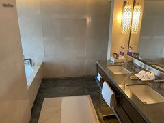 -舟山希尔顿酒店