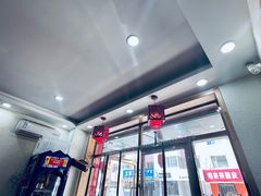 -木火铁锅炖鱼村(西落凤街店)