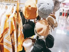 -URBAN REVIVO(济南世茂广场店)
