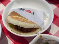 -西贝(东方路店)