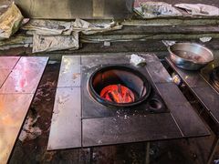 -万里闯关东铁锅炖菜馆(高新旗舰店)