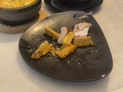 -港丽餐厅(高德置地店)