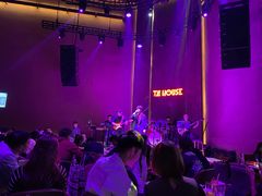 -TZ House音乐现场(来福士中心店)