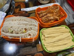 -小郡肝串串香火锅(金桥店)