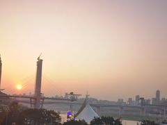 -冰冰龙虾·江湖菜·花园江景餐厅