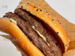 双层安格斯MAX厚牛培根堡-麦当劳(杭州庆春路店)