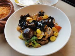 -功德林(南京西路店)
