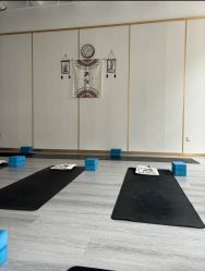 -亚太瑜伽普拉提学院