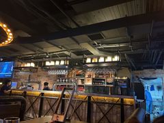 -麦凯伦烧烤·精酿超级工厂店(金桥总店)