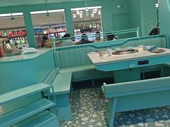 -季季红火锅(柳州城中万达二店)