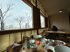 -蟹家大院 · 独揽江景(滨江店)