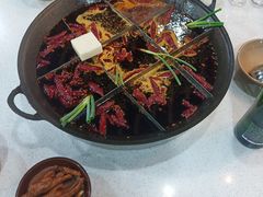 -正贰捌经重庆老火锅(建设路店)