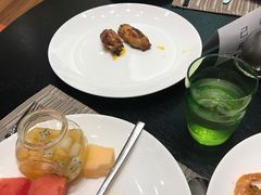 -飨食汇全日制餐厅·昆山皇冠假日酒店(九方店)