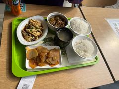 -老乡鸡(武汉中南梅苑小区地铁站店)