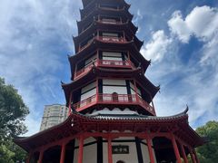 -绳金塔