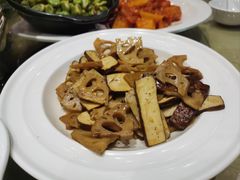 -刘胖子家常菜·蹄花焖藕(中南店)