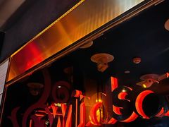 -温莎KTV(珠江路店)