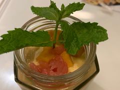 -新大咀港式茶餐厅(宝山万达店)