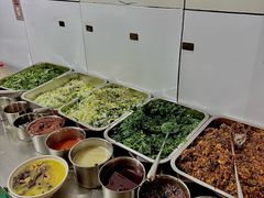 -文山荷鲜居(翠湖店)