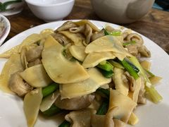 大肠炒竹笋-海口滨海新村143号海南老字号炒菜店