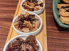 -良米山·云南野生菌过桥米线(上海首店)