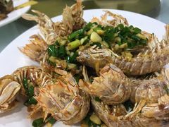 -红月湾海鲜饭店•沙滩海景(双月湾店)