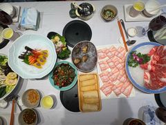 -泓炙颐凤鲜海鲜火锅料理(桐乡店)