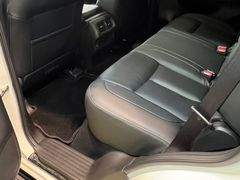 -路路通百辰汽车服务连锁(三合店)