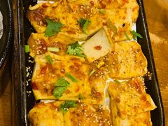 秘制千叶豆腐-老东镇啤酒屋海鲜加工·蒸汽海鲜·海鲜烧烤(台东店)