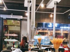 自助取餐区-本炙炭烤·蒲烧活鳗料理店(金沙洲店)