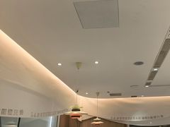 -狼头山火锅 KTV欢唱·烤串(理工大学店)