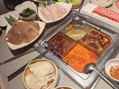 四宫格锅底-海底捞火锅(太阳宫凯德mall店)