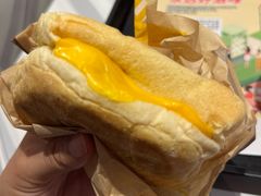 -肯德基(东安路站店)
