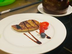 -大中华希尔顿酒店-念自助餐·嗨啤·小龙虾