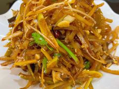 -清真磊磊烧烤老店(饮虎池街34号店)