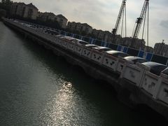 -七宝中学游泳馆