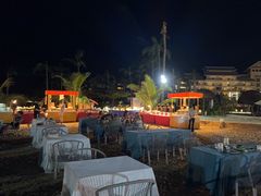 -亚龙湾希尔顿自助餐厅·海鲜·烧烤·沙滩BBQ·现场乐队