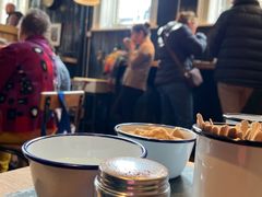 大堂-Monmouth Coffee(博罗市场店)