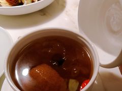 冰糖桃胶炖雪梨-初蓉丨遇见新川菜(亲贤街荣耀店)