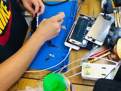 -爱畅享华为苹果手机维修服务(虹口龙之梦店)