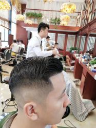 -尼特斯男士发型馆