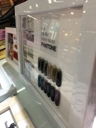 -艾手艾脚美甲店