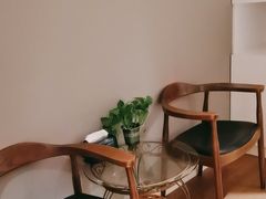 -莱蔻·圣灸堂·推拿艾灸(天山店)