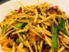折耳根炒腊肉-贵州大厦贵州厅
