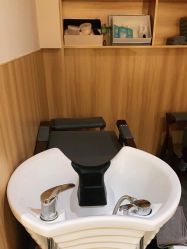 -丝客富脱发养发头皮馆